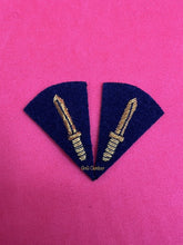 Mess Dress Commando Daggers Badge British Military Embroidered Gold Daggers Pair