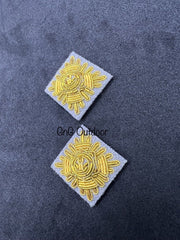 Epaulettes Shoulder Rank Gold Embroidered Bullion Wire Rank Pips On Grey Felt