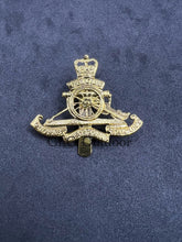 Royal Artillery Beret Badge, British Army Gold-Tone Metal Cap Badge, Royal Artillery Insignia