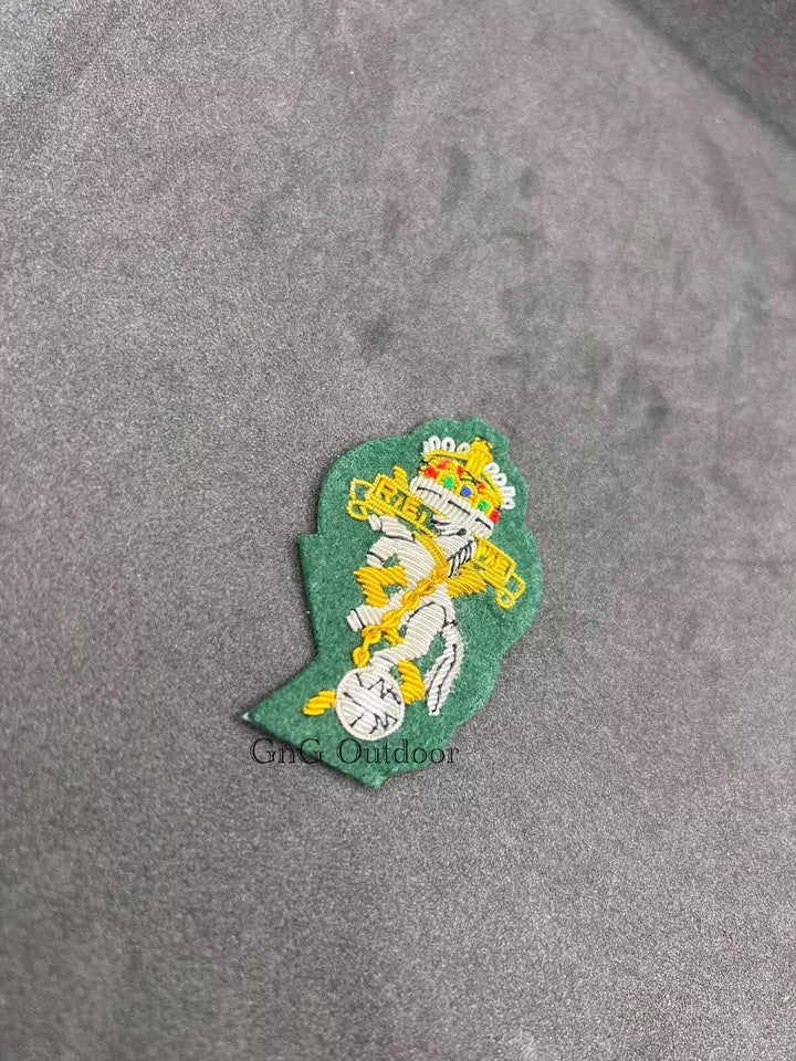 King’s Crown REME Officer’s Hand Embroidered Bullion Wire Beret Badge On Green