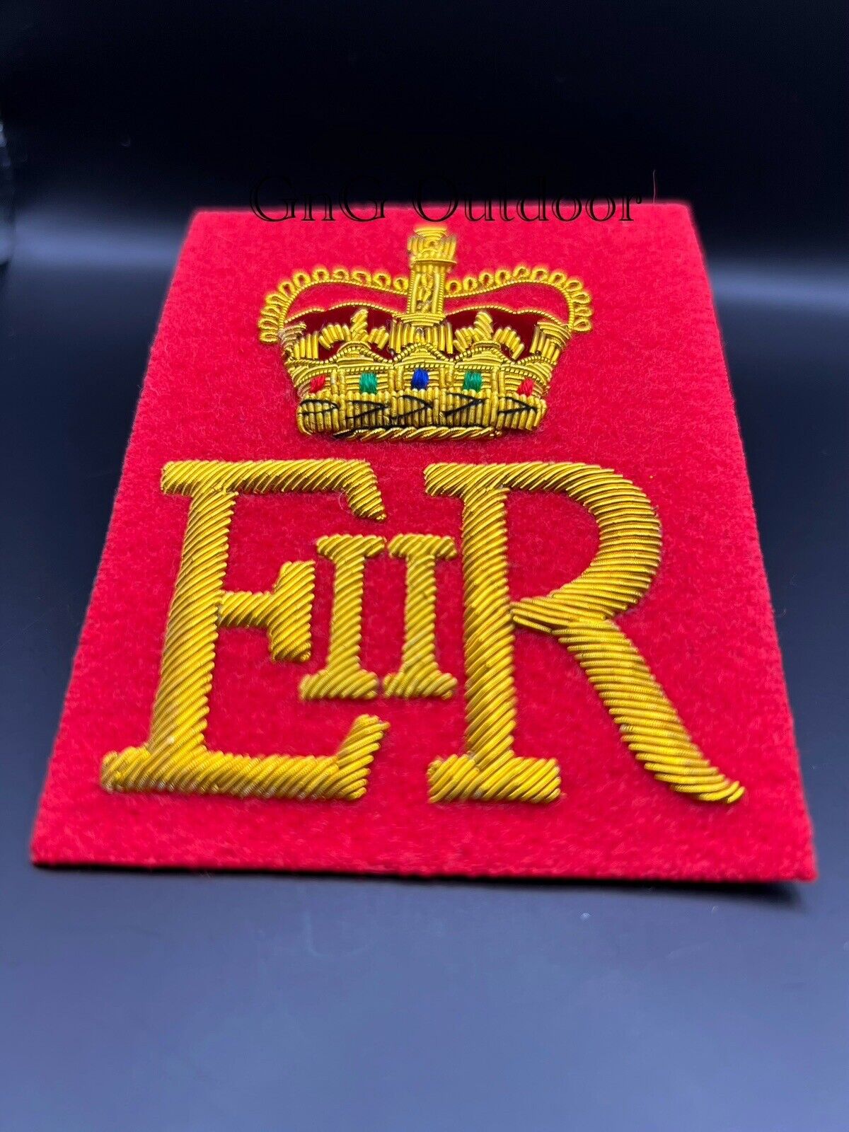 Her Majesty The Queen’s Cypher EIIR Gold Hand Embroidered Cypher Blazer Badge