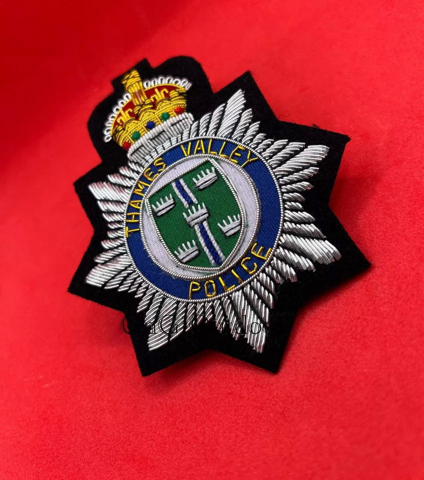 King’s Crown Thames Valley Police Embroidered Bullion Wire Replica Blazer Badge