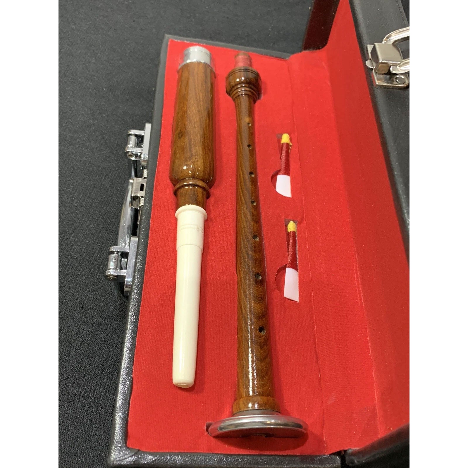 Great Highland Bagpipe Practice Chanter Rosewood And Chrome With Imitation Ivory