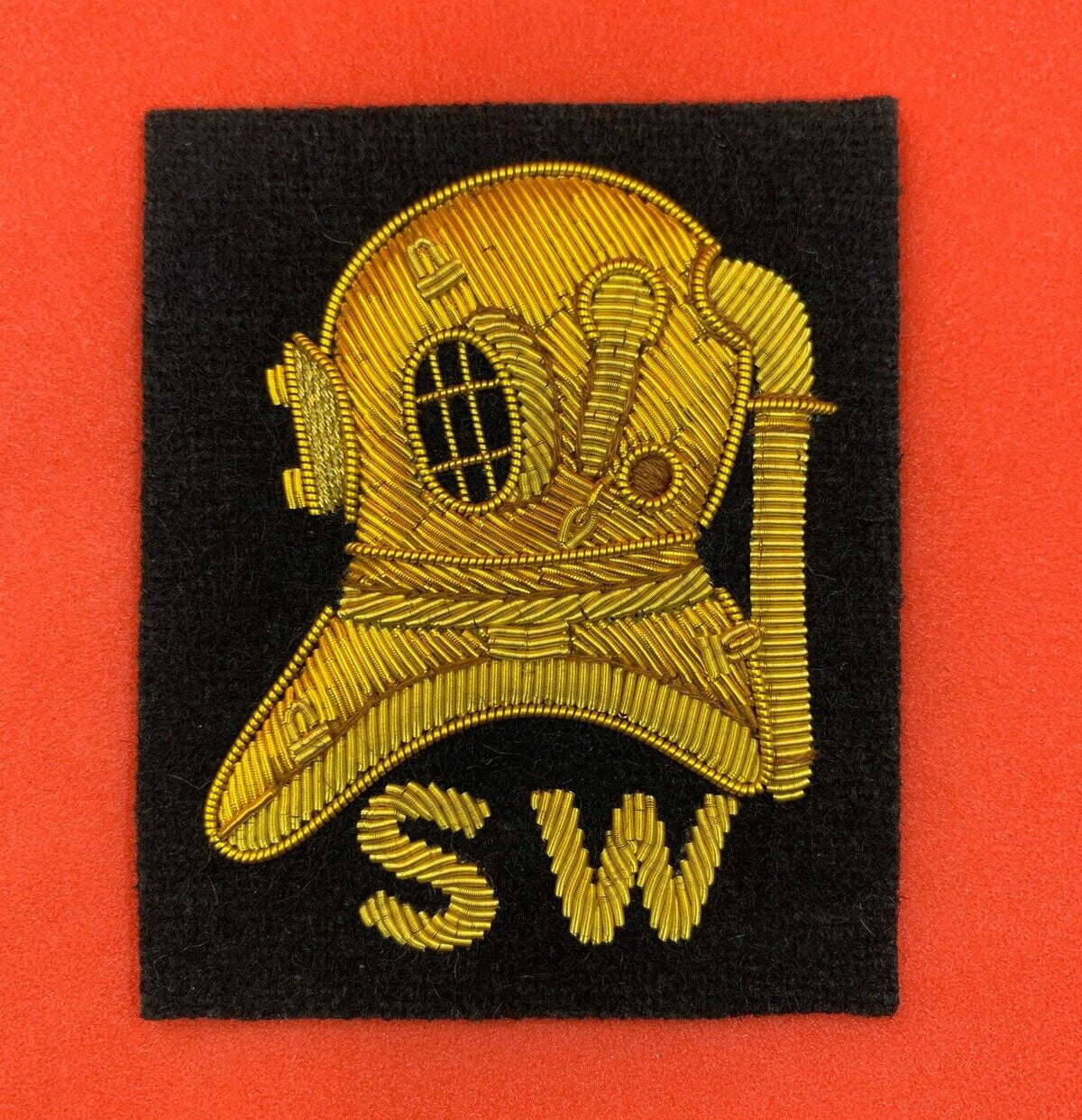 BRITISH ARMY – SHALLOW WATER DIVER No1 DRESS SKILLS BADGE GOLD WIRE