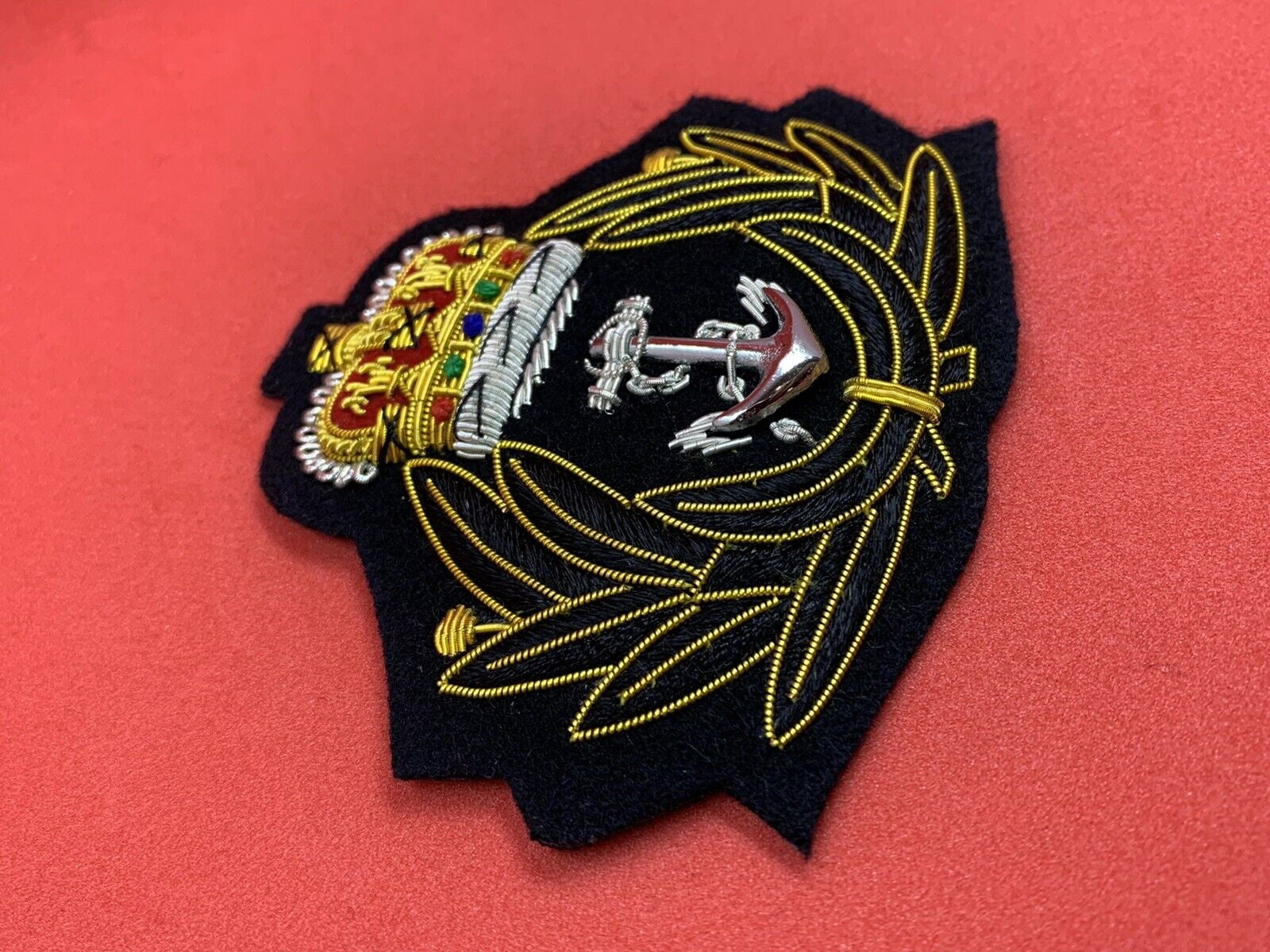 Royal Navy Chaplains Queen’s Crown Cap Badge Royal Navy Bullion Wire Hat Badge