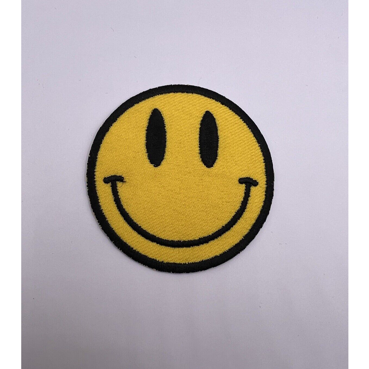 Smily Face Emoji Patch Machine Embroidered Iron on Sew on Patch Badge For Clothe