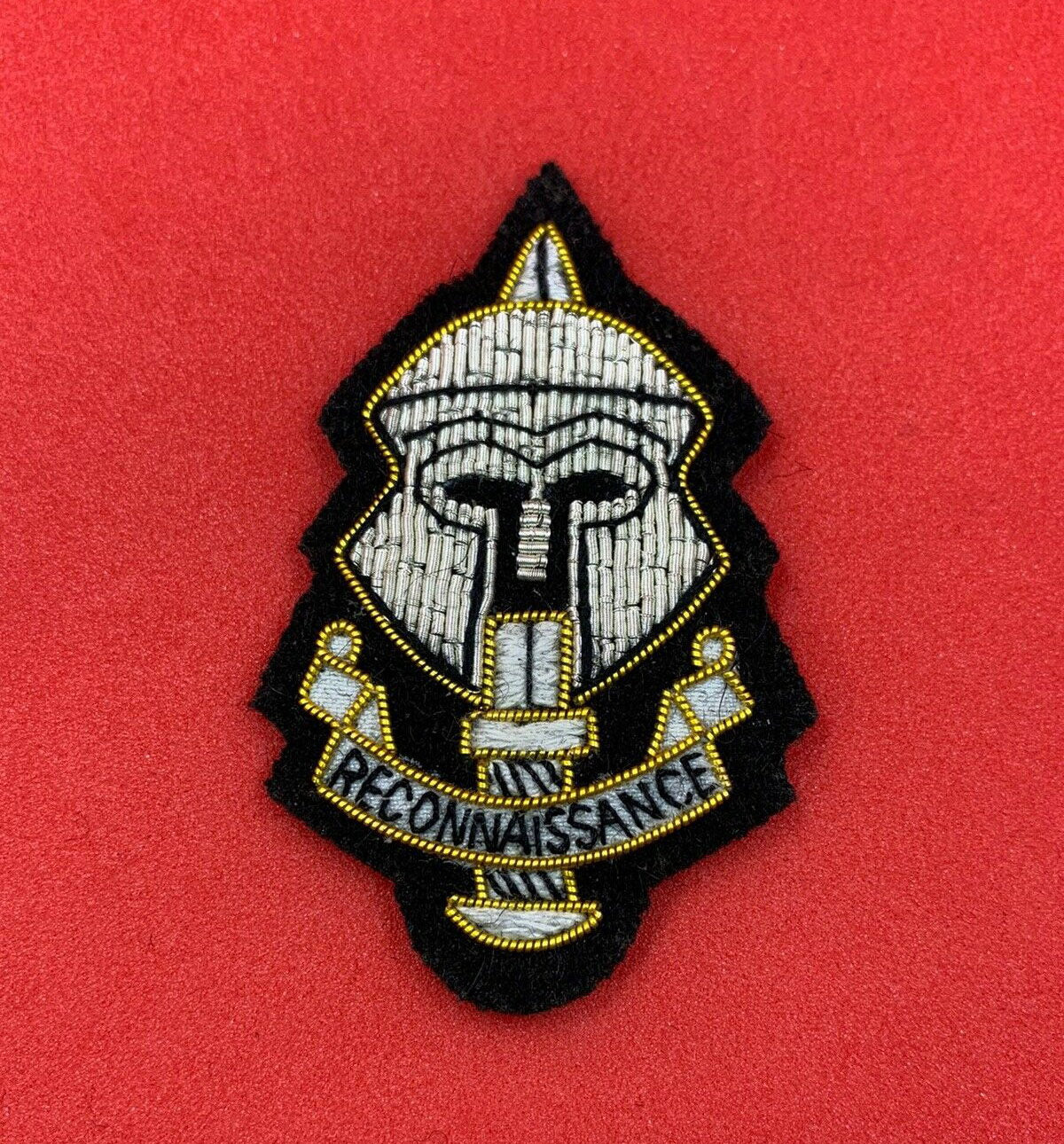 SPECIAL RECONNAISSANCE REGIMENT HAND EMBROIDERED WIRE AND BULLION BERET BADGE