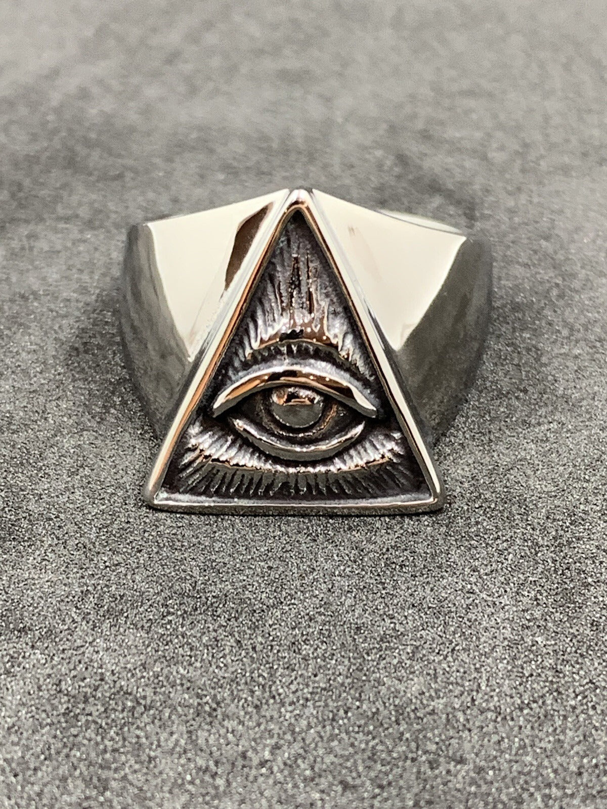 Illuminati All Seeing Eye Pyramid Ring Masonic Men’s Stainless Steel Signet Ring
