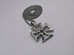 Iron Cross Silver Pendant Celtic Schwartz Knights Templar Maltese Pendant