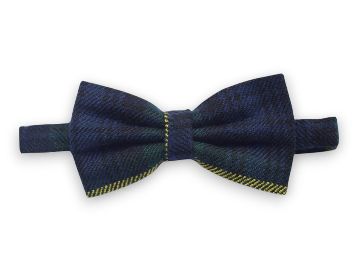 Men’s Scottish Gordon Tartan Bow Tie – Traditional Highland Formal Tie for Weddings & Special Occasions