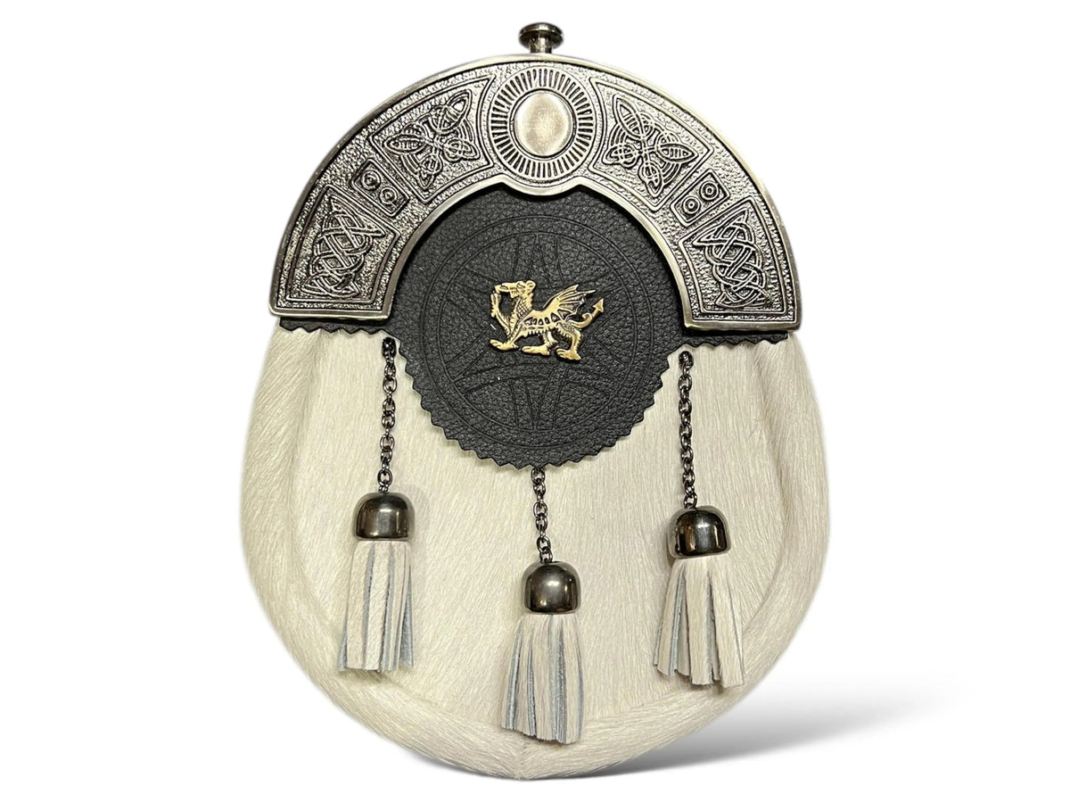 Men's Scottish Antique Welsh Dragon Badge Sporran 3 Tassels With Chain Belt