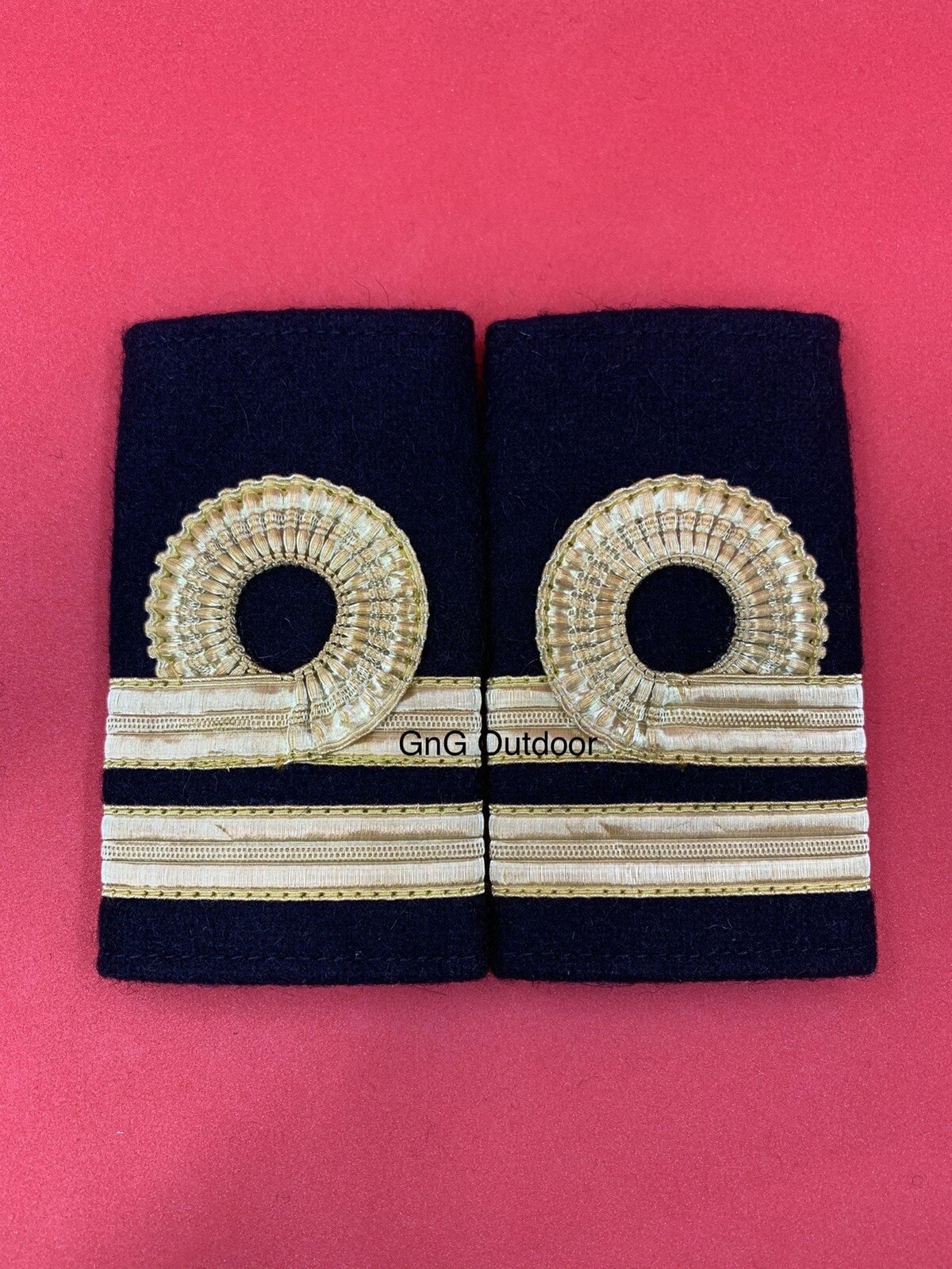 Royal Navy Lieutenant Epaulettes Slip-On Shoulder Boards 1 Gold Bar with Curl Pair